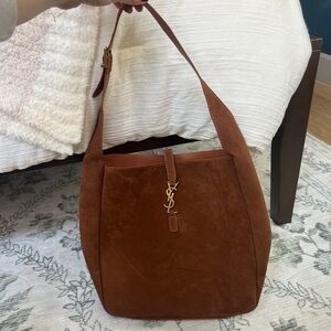 Chic Brown Yves Saint Laurent Women's Shoulder Bag